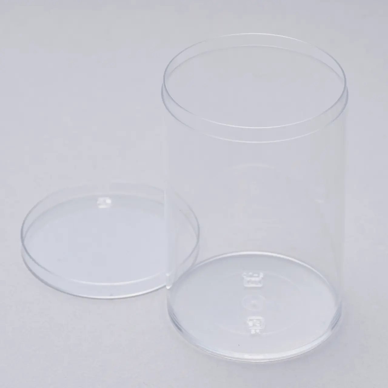 ハイミリオンケース90(フタ付) 300