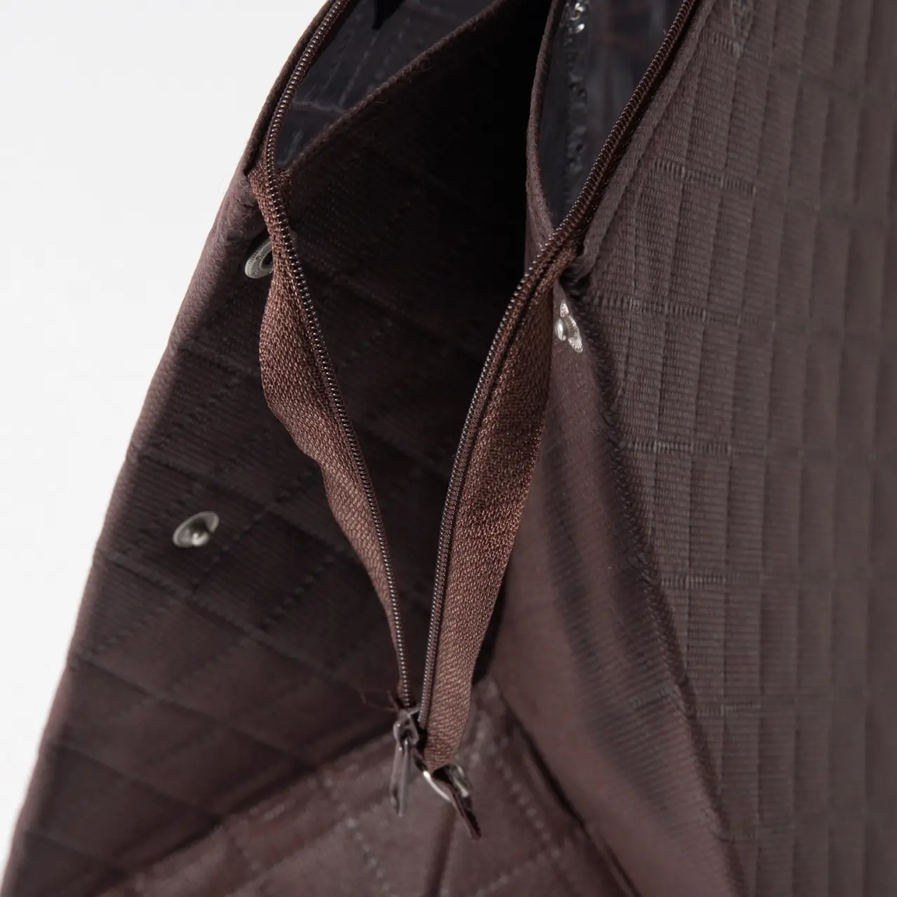 カラークールキルトバック LC625中 ダークブラウン 100