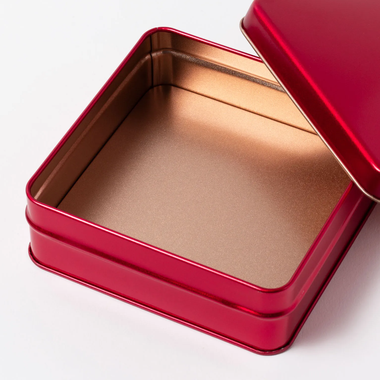 スクエア缶 ガーネット 60