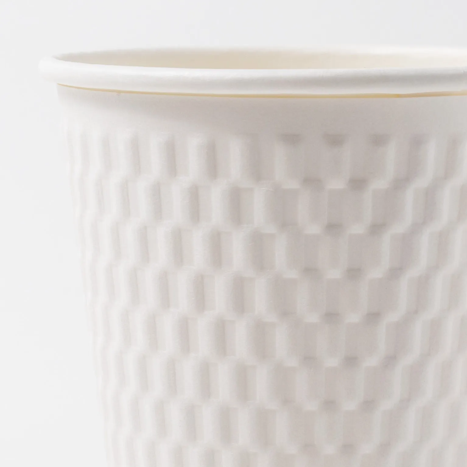 二重紙コップ(エンボス) KMW-240 ホワイト 50