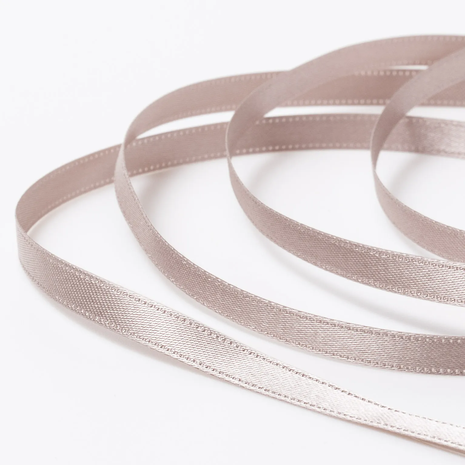 DSサテン(6mm) シルバー #18 1