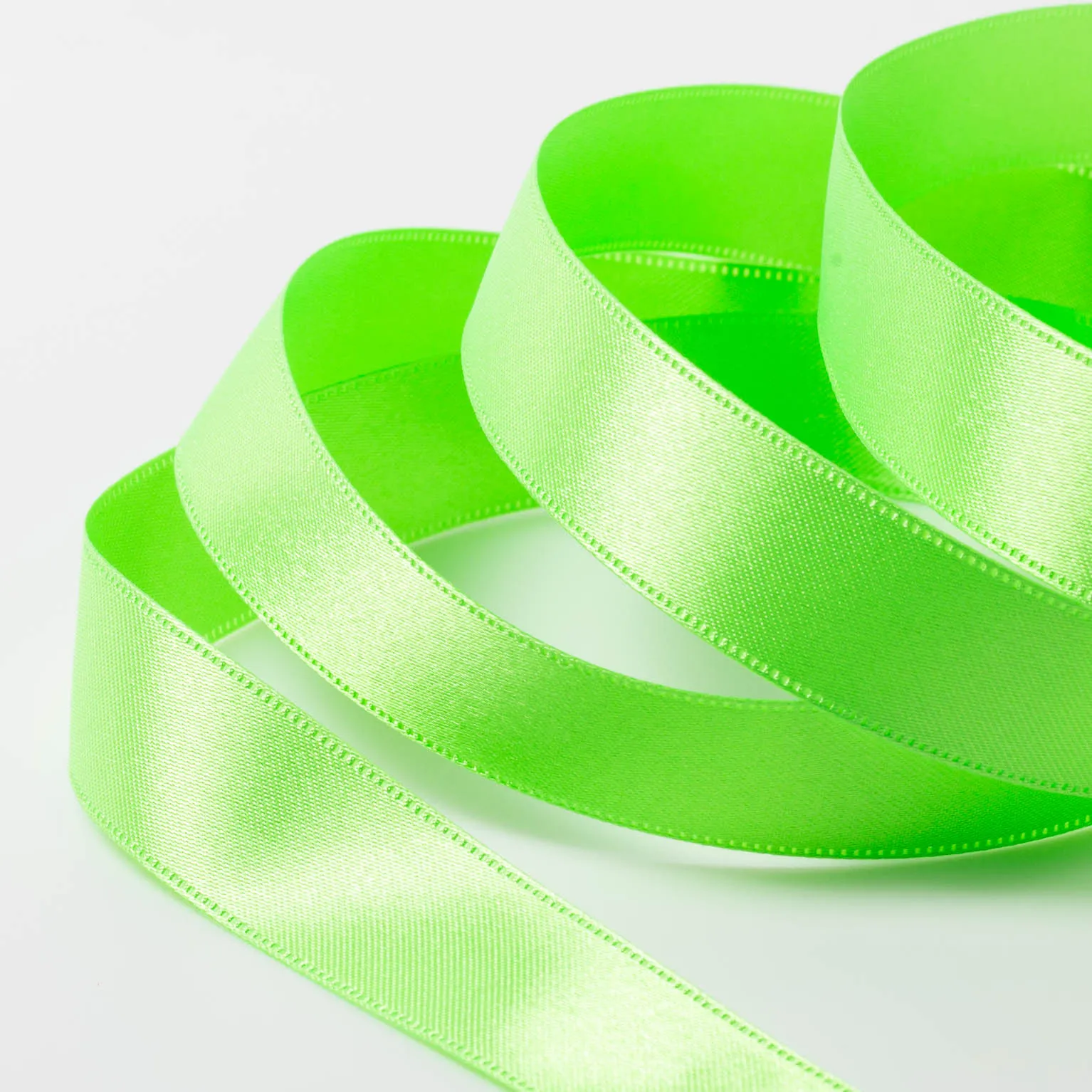 DSサテン(18mm) フレッシュグリーン#26 1