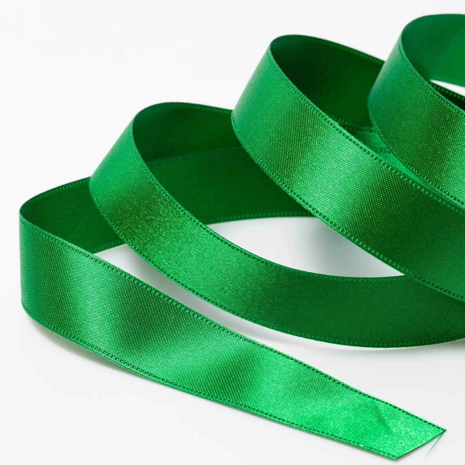 DSサテン(18mm) エメラルド #27 1