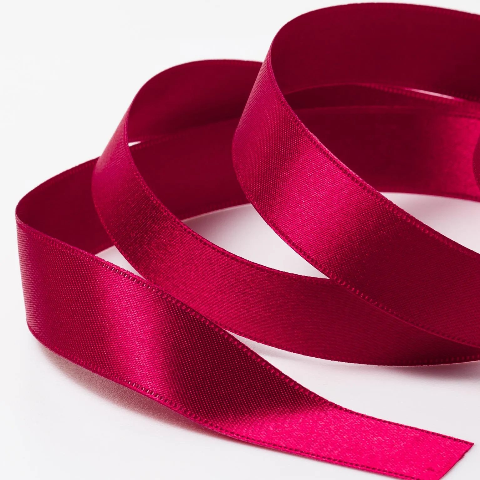 DSサテン(18mm) バーガンディ#247 1