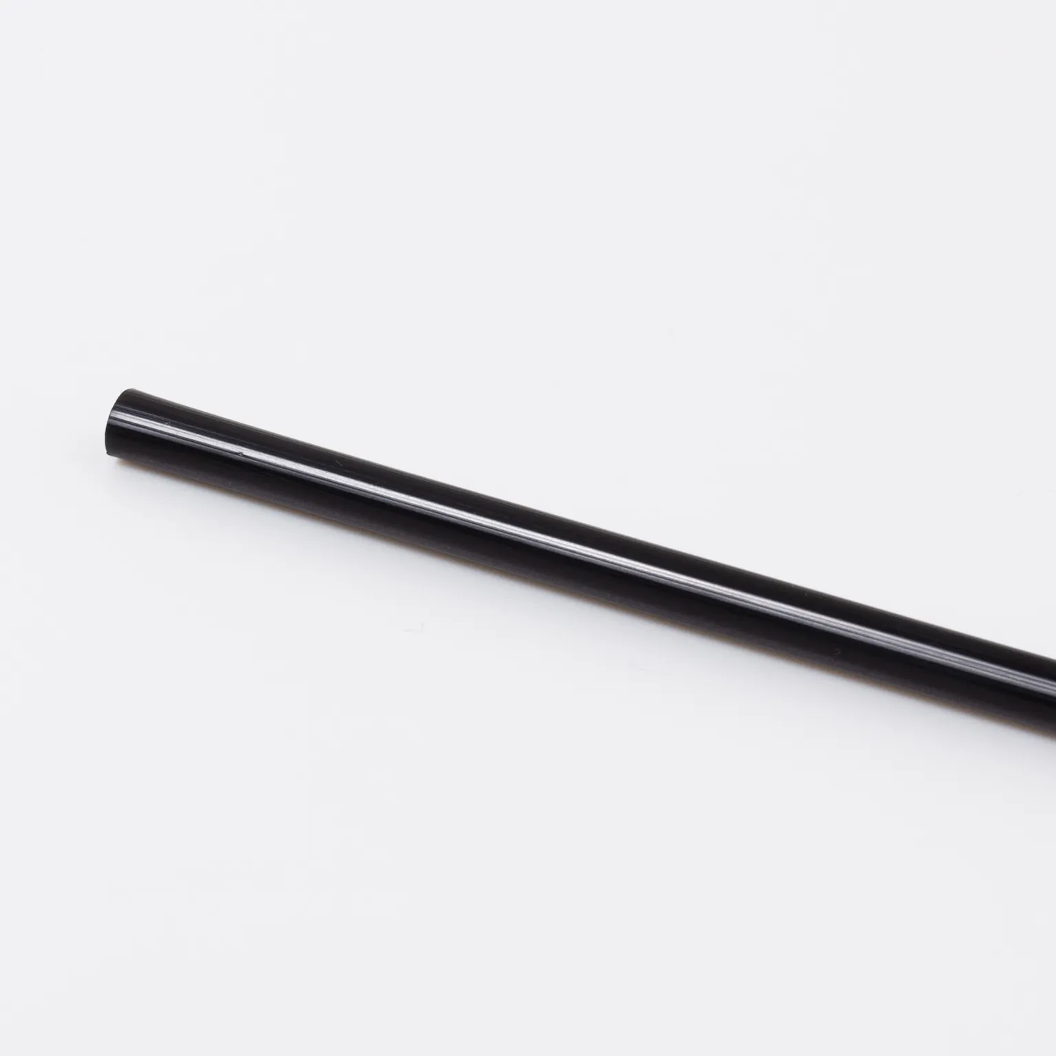 Bio-PE50％ストレートストロー6×210 黒(紙袋入) 500