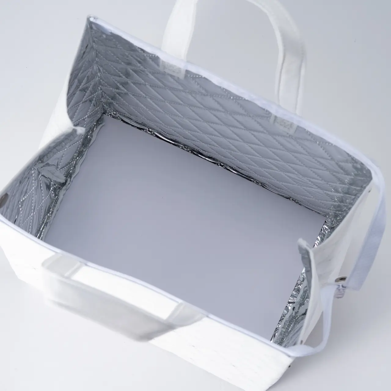 カラークールキルトバック LC624 小 白 100