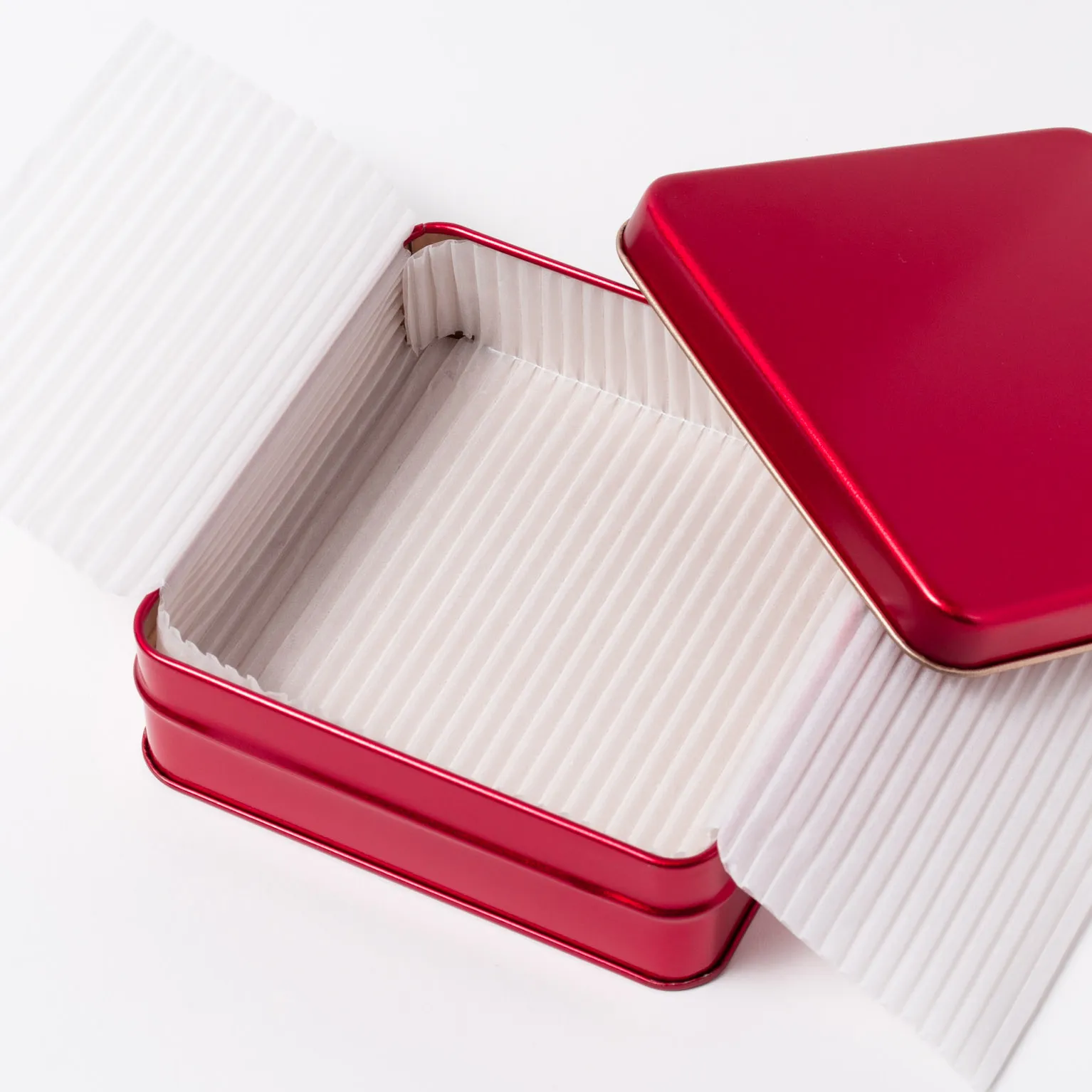 スクエア缶 ガーネット 60