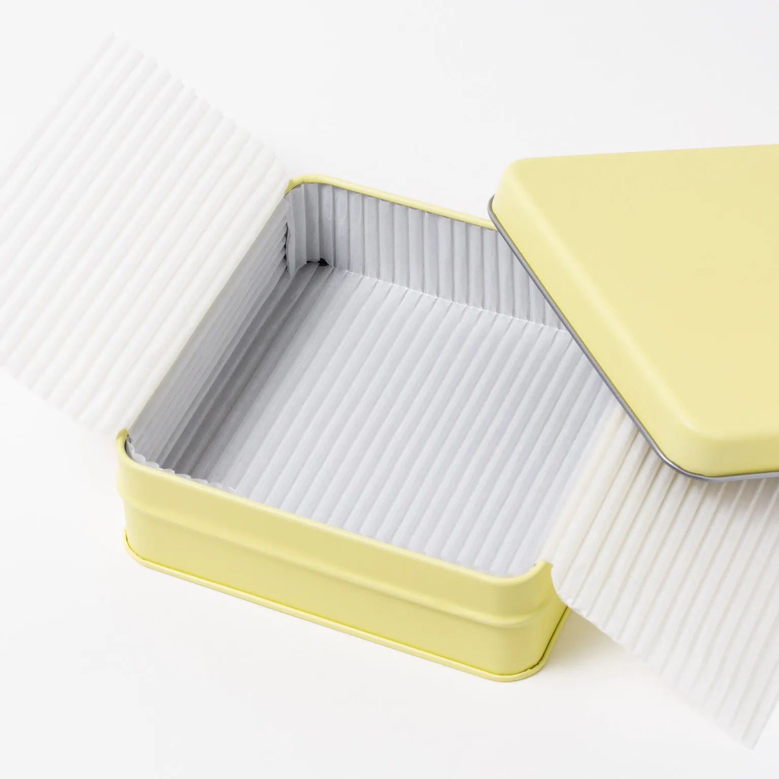 スクエア缶 クリームイエロ 60