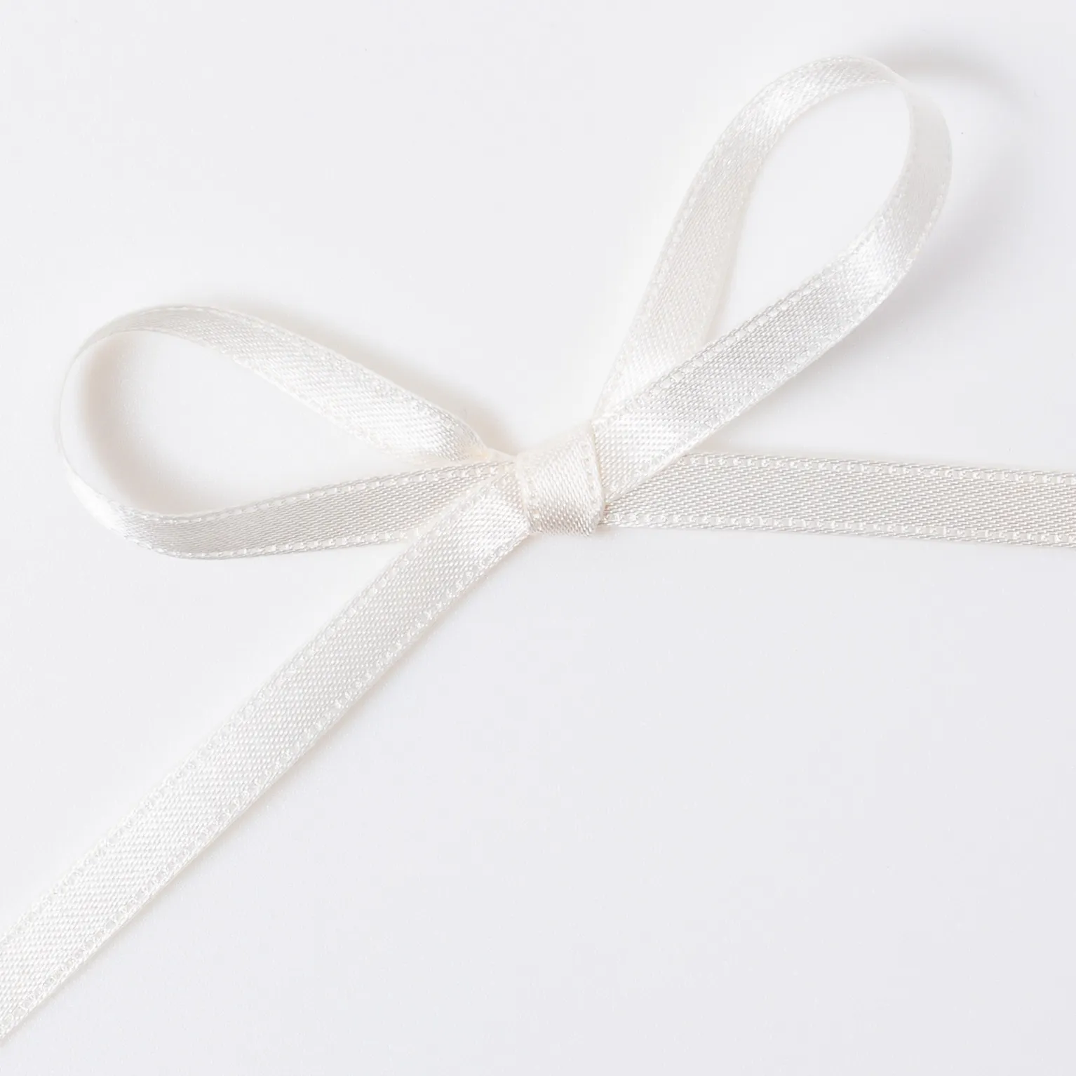 DSサテン(6mm) オフホワイト #242 1