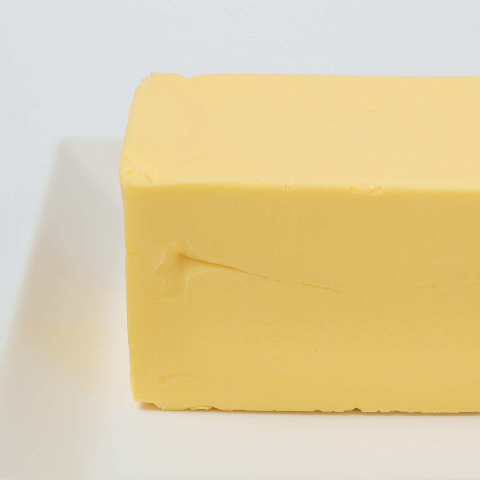 ミルクを食べる乳酪 バター(有塩) 450