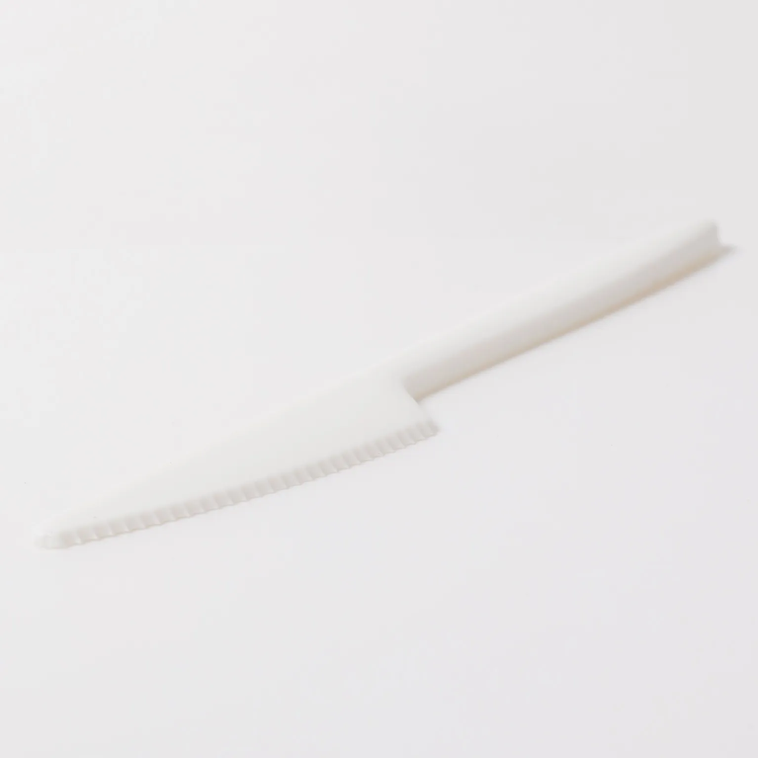 C-PLAナイフ白 (個包装) 17CM 2000