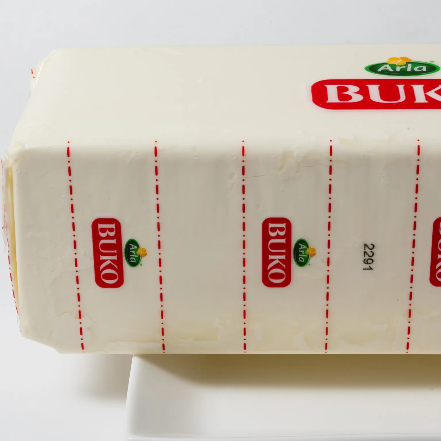 アーラ BUKO クリームチーズ 1.8