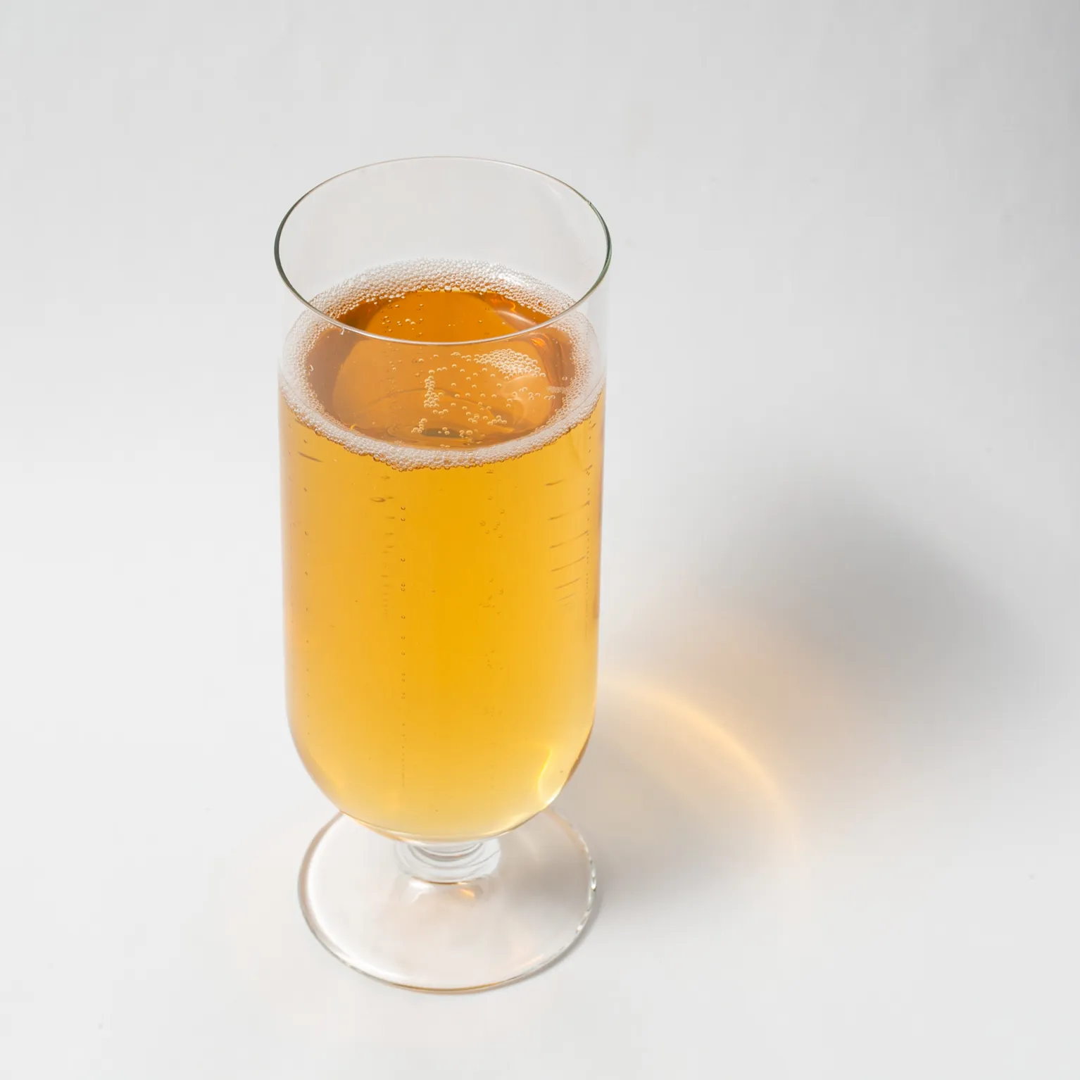 セレブレノンアルコールスパークリング ドライ 355
