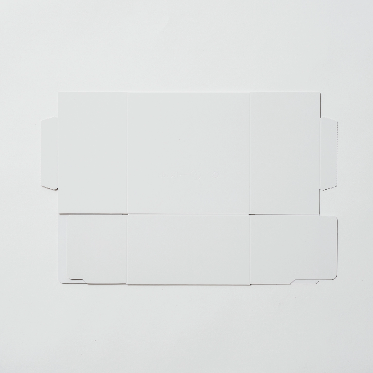 ガトー・白無地 4寸 50