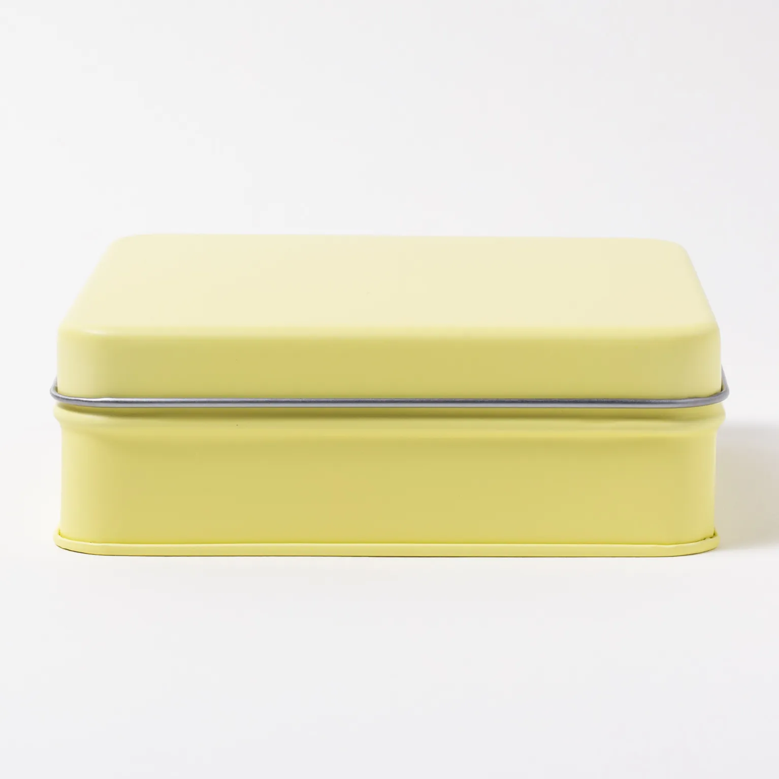 スクエア缶 クリームイエロ 60