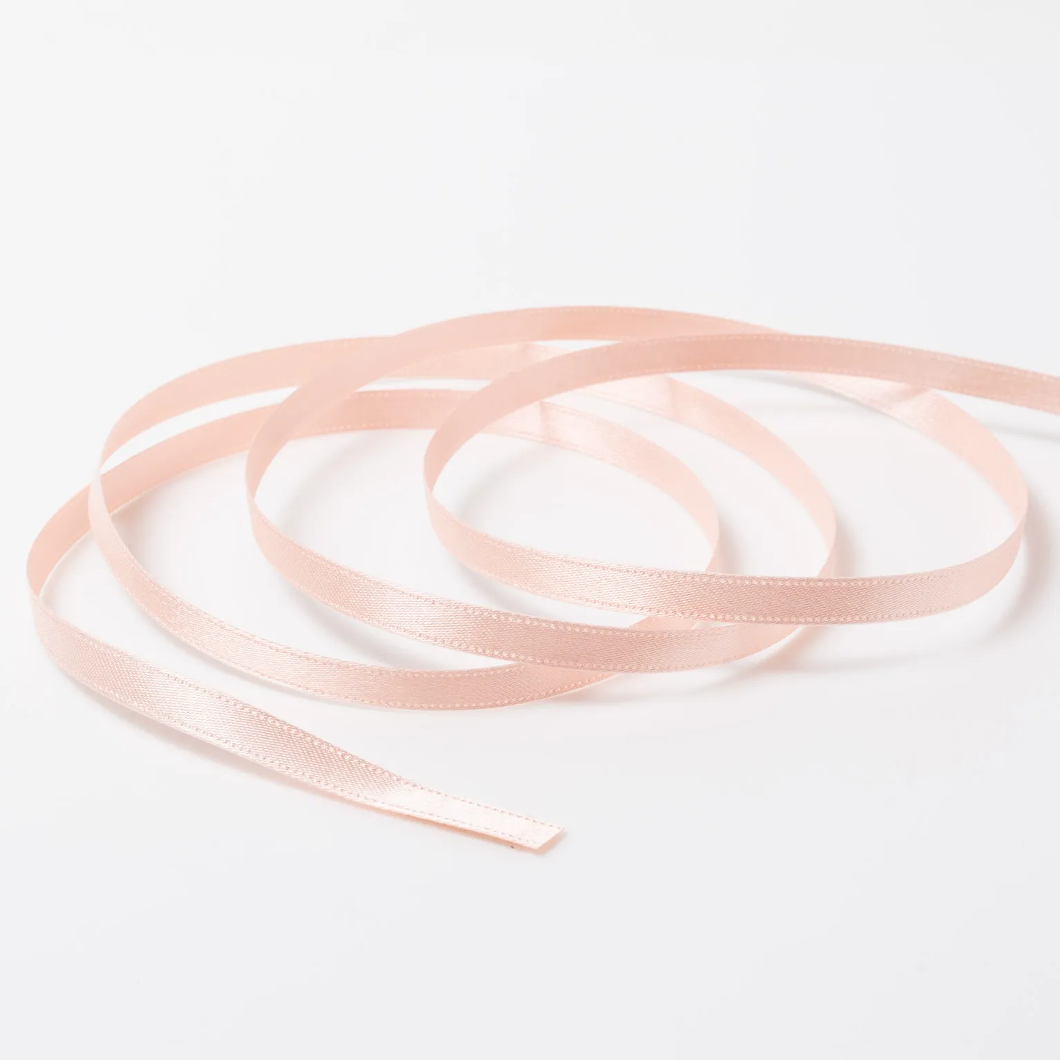 DSサテン(6mm) ピーチベージュ #13 1