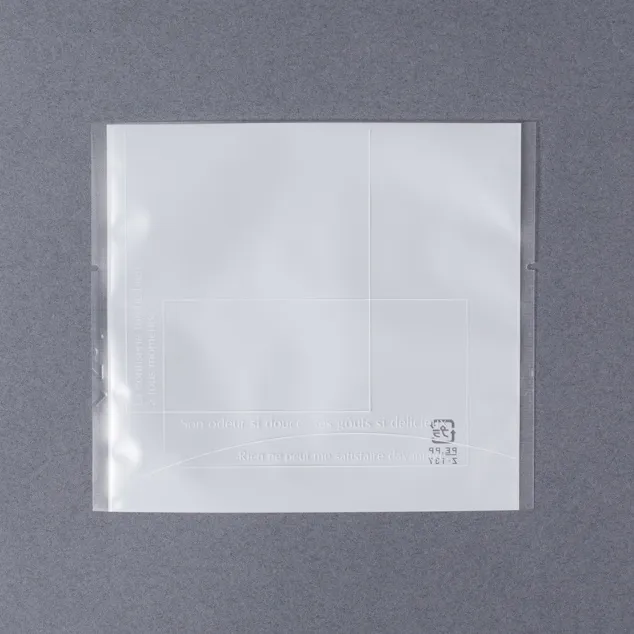 Z-137 仏語柄ﾌｨﾅﾝｼｪ 白