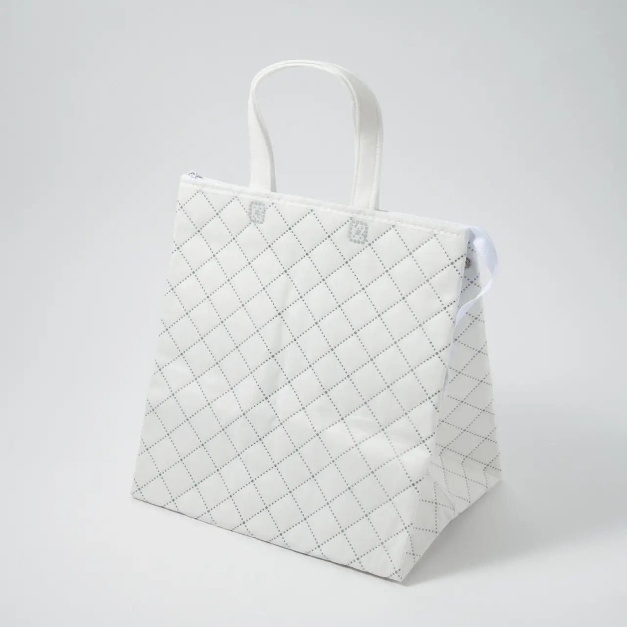 カラークールキルトバック LC625中 白