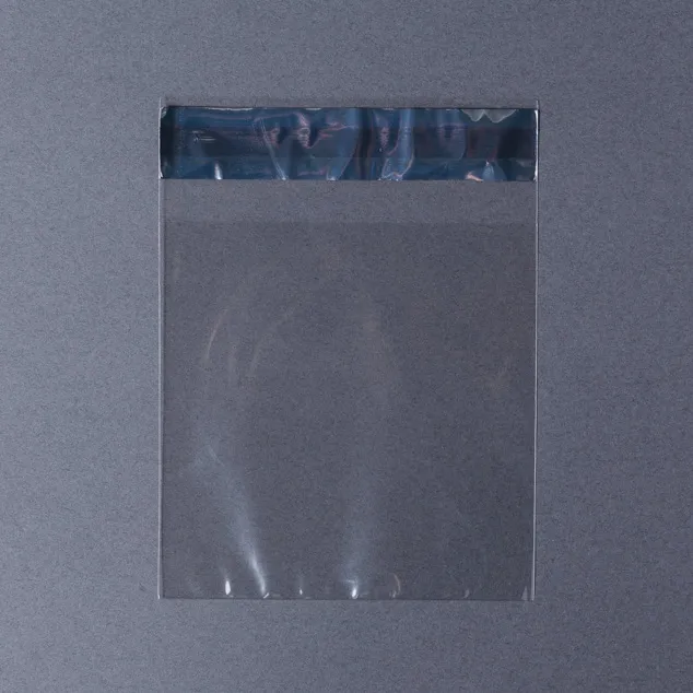 D-82 透明無地パック テープ付(中) (105×105+35)